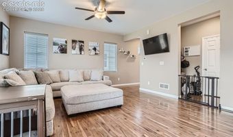 806 White Crow St, Aurora, CO 80018