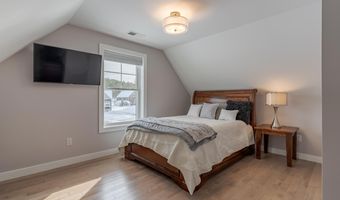 22 Sunrise Cir, Auburn, NH 03032