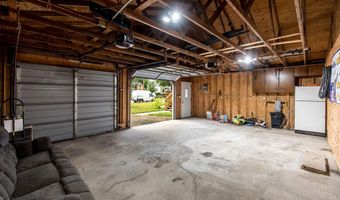 712 4th Ave E, Alexandria, MN 56308