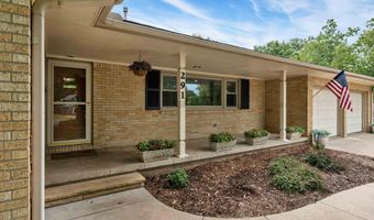 291 W Westwood Dr, Augusta, KS 67010