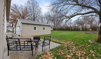 108 12th Ave SW, Altoona, IA 50009