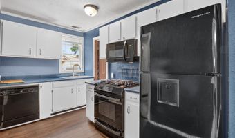 1035 Fairview Ave, Alma, MI 48801