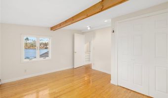 8 Pine Ln, Coventry, RI 02816