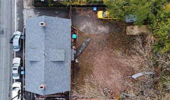 761 Dyer Ave, Cranston, RI 02920