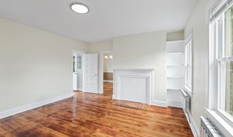 22-26 Carver St, Bridgeport, CT 06610