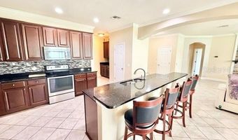 2103 CANDLENUT Cir, Apopka, FL 32712