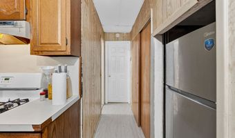 98 W 49TH St, Bayonne, NJ 07002