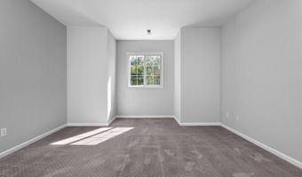 331 Scio Village Ct 279, Ann Arbor, MI 48103
