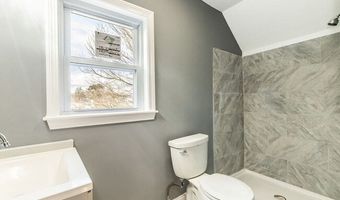 14 Stanley Ave 2, Taunton, MA 02780