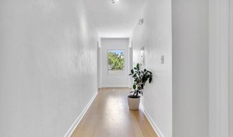 10 N Clarendon B, Avondale Estates, GA 30002