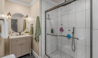 117 E Robinson Pl, Shreveport, LA 71104