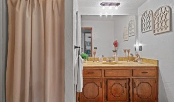 3209 Myall St, Ardmore, OK 73401