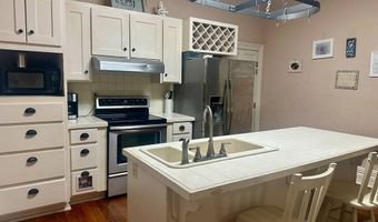 271 Jefferson St, Barnwell, SC 29812