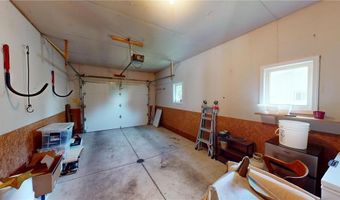 417 Euclid St, Alden, MN 56009