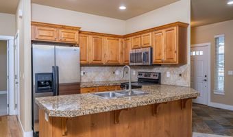 2225 NE Indigo Ln, Bend, OR 97701