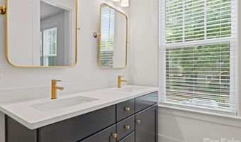 1125 E 35th St, Charlotte, NC 28205