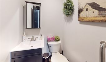 105 S Main St, Alta, IA 51002