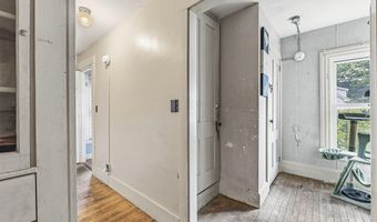 48 Drummond St, Auburn, ME 04210