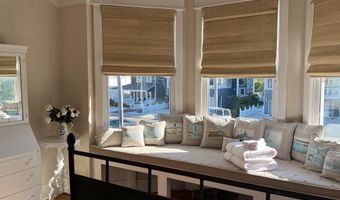 204 CORAL St, Beach Haven, NJ 08008