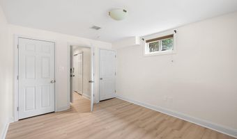 212 CRYSTAL LAKE Ave, Audubon, NJ 08106