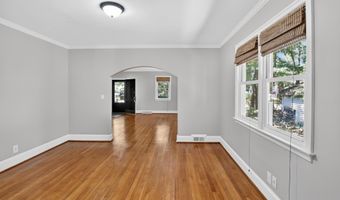 512 Carrison St, Camden, SC 29020