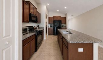 5143 WHITE CHICORY Dr, Apollo Beach, FL 33572