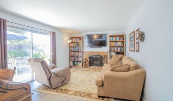 1584 Prima Ct, Camarillo, CA 93010