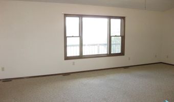 525 Valley View Ave, Baltic, SD 57003