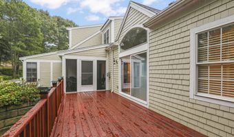 1 Hollyhock Knoll Ct 1, Bourne, MA 02532