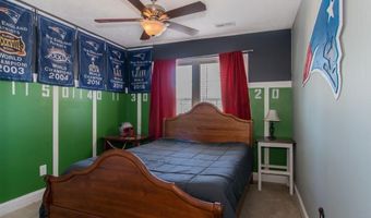 121 Lightwater Dr, Aberdeen, NC 28315