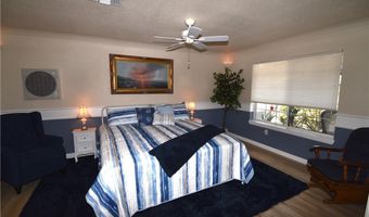 6889 Beverly Glen Ave, Las Vegas, NV 89110
