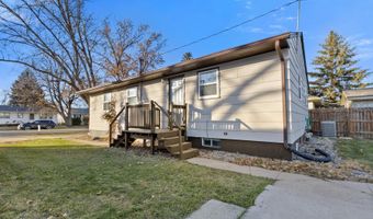 1320 N Penn St, Aberdeen, SD 57401
