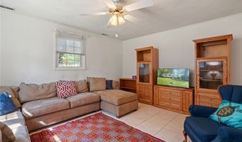 8502 WOODBINE Ln, Annandale, VA 22003