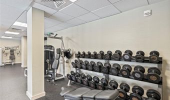 223 Saratoga Rd 1422, Honolulu, HI 96815