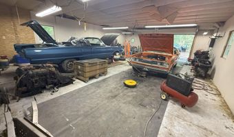 9057 Vergennes St SE, Ada, MI 49301