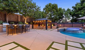 2709 Unicornio St, Carlsbad, CA 92009