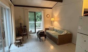 2 Kay St, Hopkinton, RI 02832