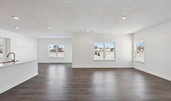 8094 Wesleyan Dr, Avon, IN 46123