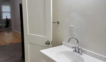 657 3rd St, Albany, NY 12206
