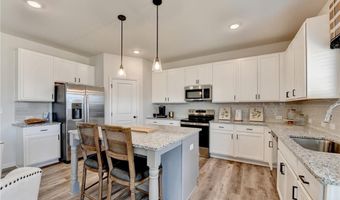 305 Rodeo Dr, Auburn, GA 30011