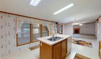 6855 Woodard Rd, Andover, OH 44003