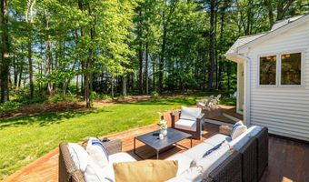 60 Old Wood Rd, Avon, CT 06001