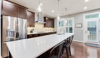 1133 S LINCOLN St, Arlington, VA 22204