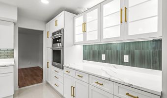 31 STONE MOUNTAIN Ln, Marlton, NJ 08053
