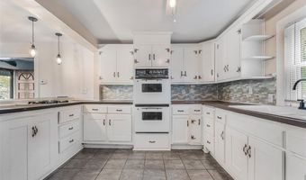 233 E Gallatin St, Adairville, KY 42202