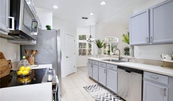 696 SEABROOK Ct 202, Altamonte Springs, FL 32714