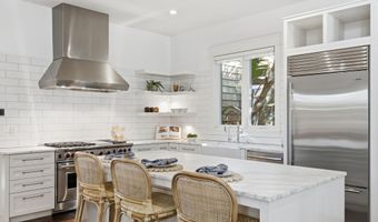 698 BEACH Ave, Atlantic Beach, FL 32233