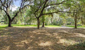 121 Spanish Point Dr, Beaufort, SC 29902