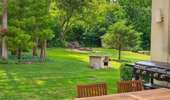 11923 Devonshire St, Algonquin, IL 60102