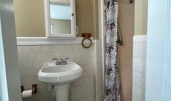 11 Roma St 1, Bristol, RI 02809